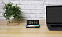 Часы настольные с беспроводным зарядным устройством Pitstop, черные с логотипом в Ставрополе заказать по выгодной цене в кибермаркете AvroraStore