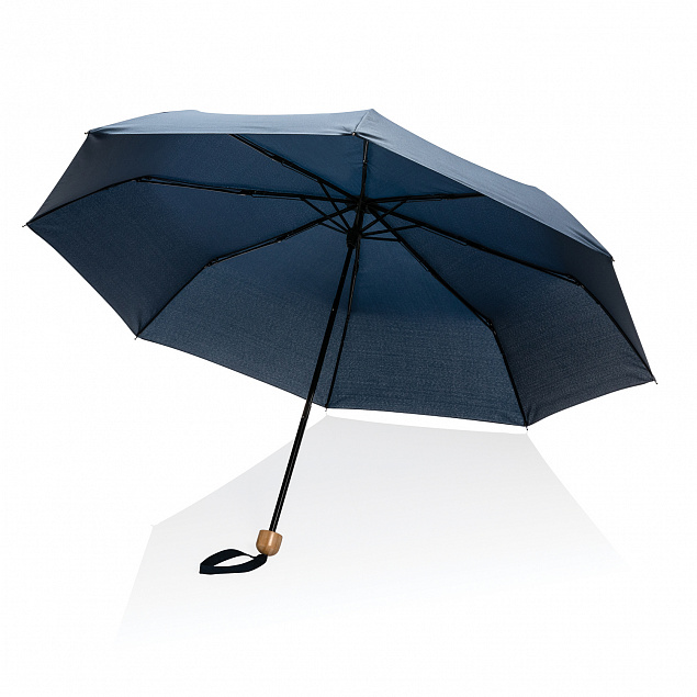 Компактный зонт Impact из RPET AWARE™ с бамбуковой ручкой, 20.5" с логотипом в Ставрополе заказать по выгодной цене в кибермаркете AvroraStore