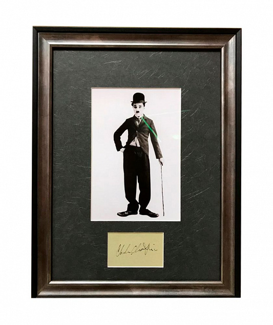 Фото с автографом Чарли Чаплина с логотипом в Ставрополе заказать по выгодной цене в кибермаркете AvroraStore