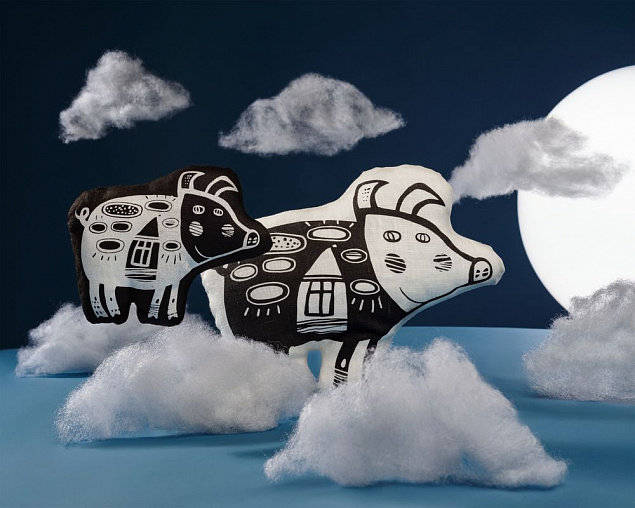 Игрушка «Свинка, витающая в облаках», белая с логотипом в Ставрополе заказать по выгодной цене в кибермаркете AvroraStore