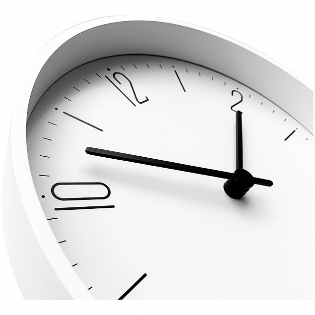 Часы настенные Casper, белые с логотипом в Ставрополе заказать по выгодной цене в кибермаркете AvroraStore