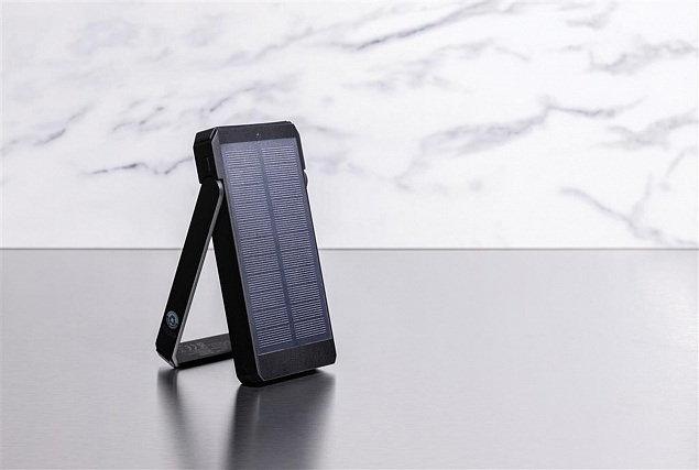 Внешний аккумулятор Skywave на солнечной батарее из переработанного пластика RCS, 10 000 mAh с логотипом в Ставрополе заказать по выгодной цене в кибермаркете AvroraStore