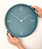 Часы настенные Goody, серо-голубые с логотипом в Ставрополе заказать по выгодной цене в кибермаркете AvroraStore