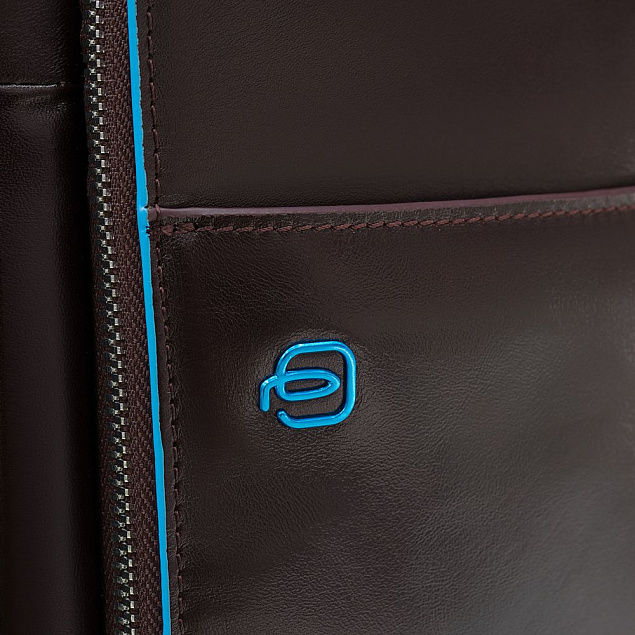 Сумка мужская для ноутбука Piquadro Blue Square, коричневая с логотипом в Ставрополе заказать по выгодной цене в кибермаркете AvroraStore