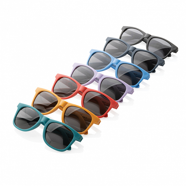 Солнцезащитные очки из переработанного полипропилена GRS с логотипом в Ставрополе заказать по выгодной цене в кибермаркете AvroraStore